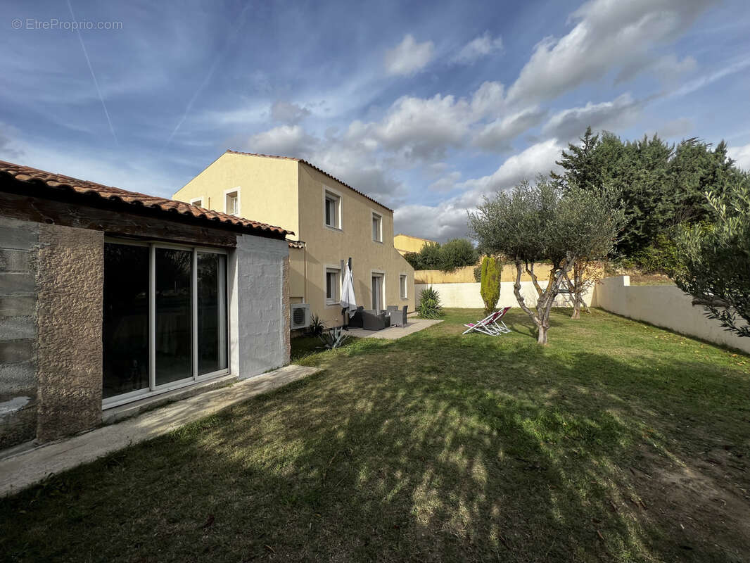 Maison à VAISON-LA-ROMAINE