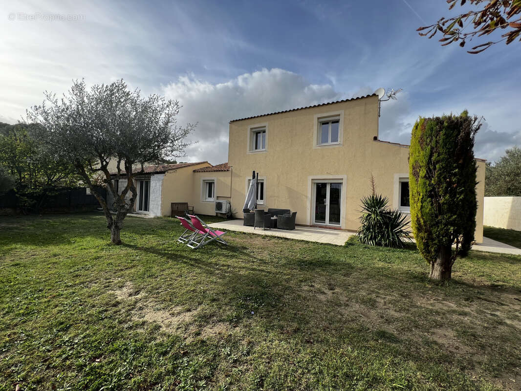 Maison à VAISON-LA-ROMAINE