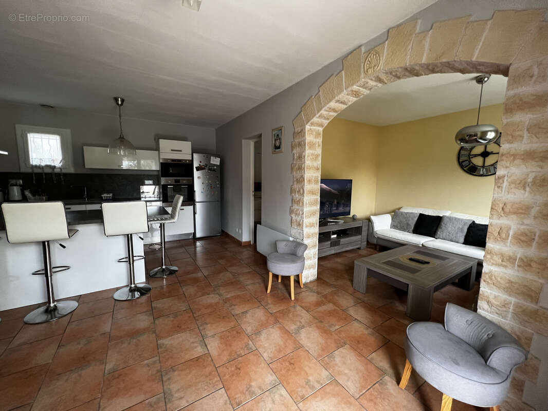 Maison à VAISON-LA-ROMAINE