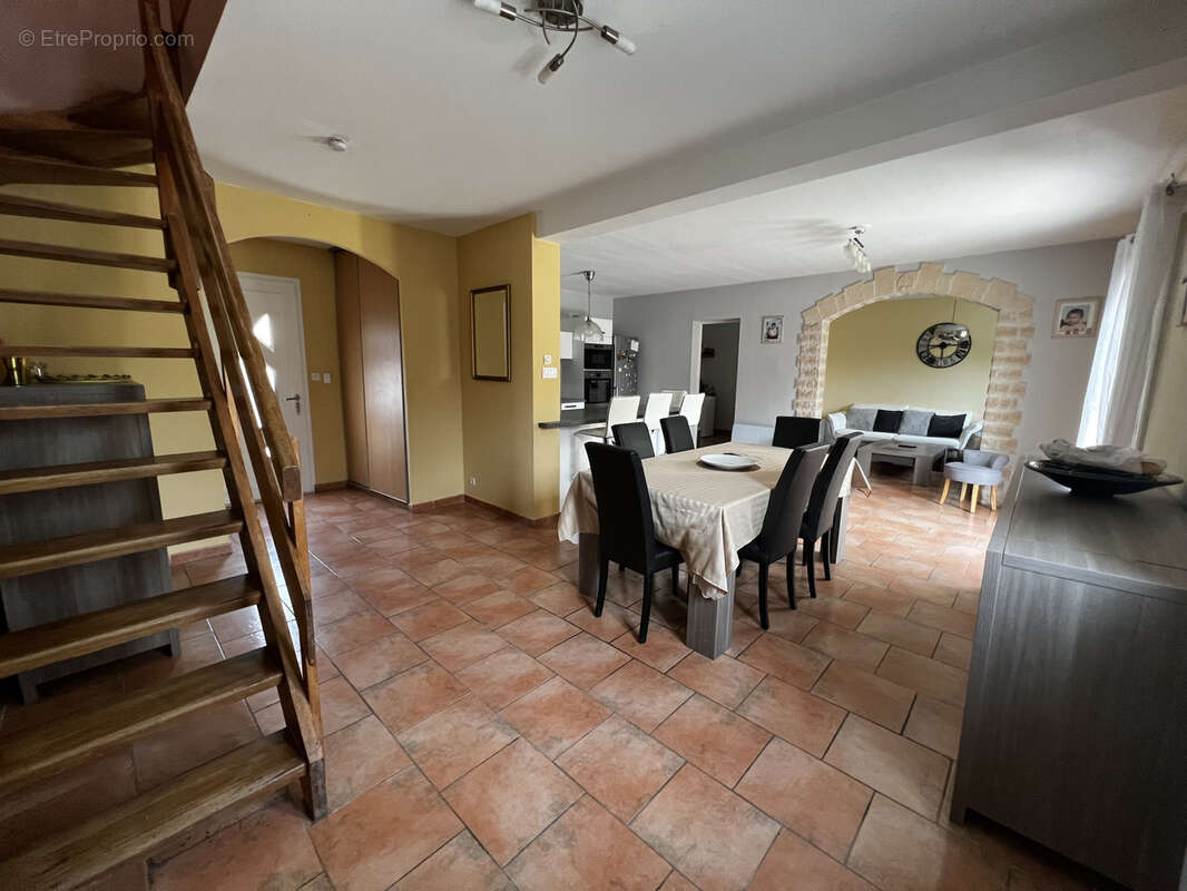 Maison à VAISON-LA-ROMAINE