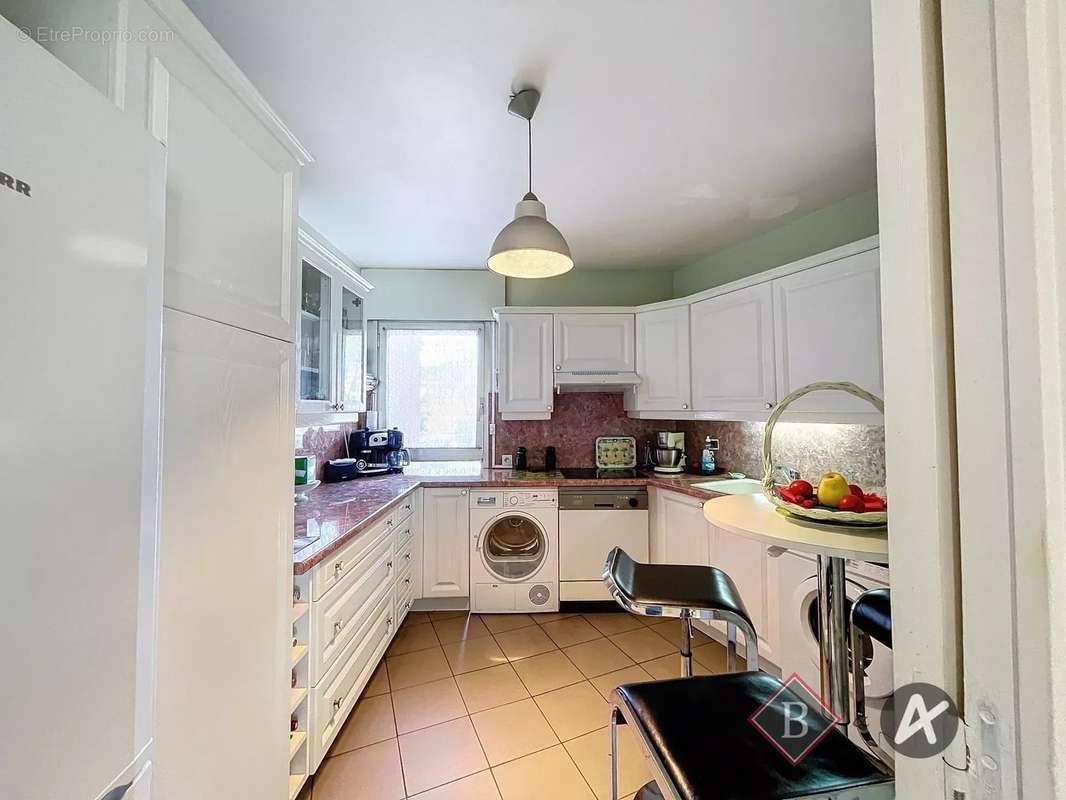 Appartement à MOUGINS