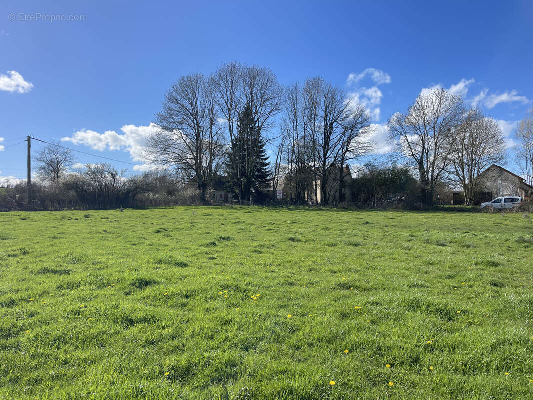 Maison à MARCILLAT-EN-COMBRAILLE