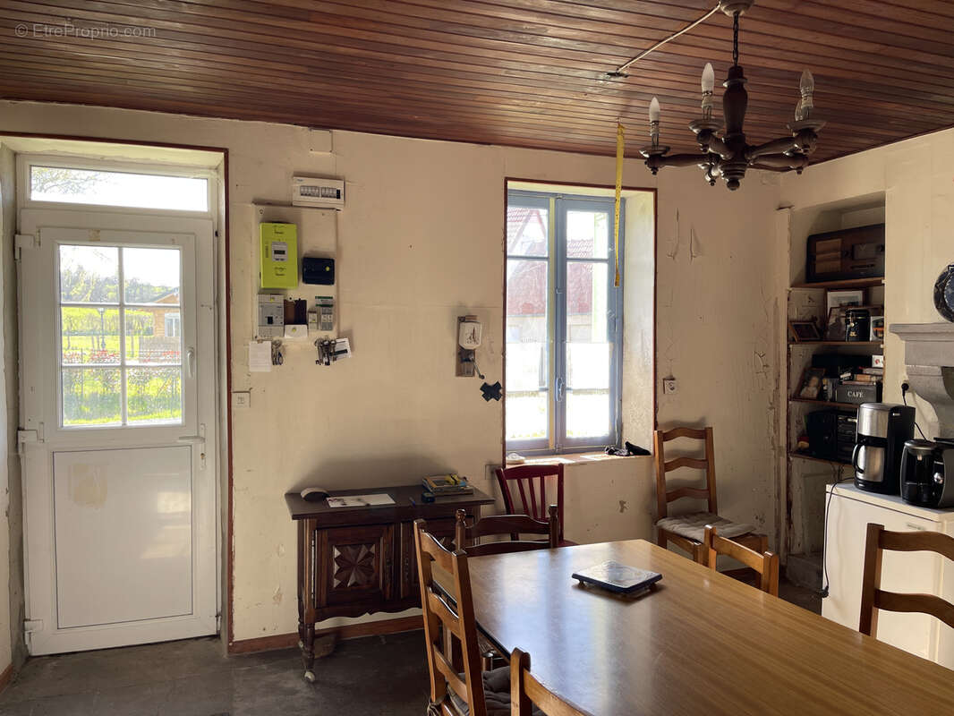 Maison à MARCILLAT-EN-COMBRAILLE