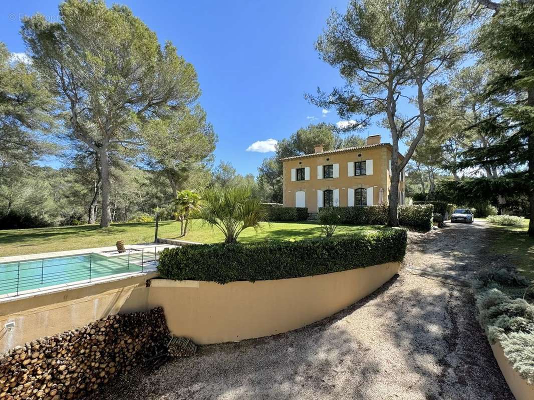 Maison à AIX-EN-PROVENCE