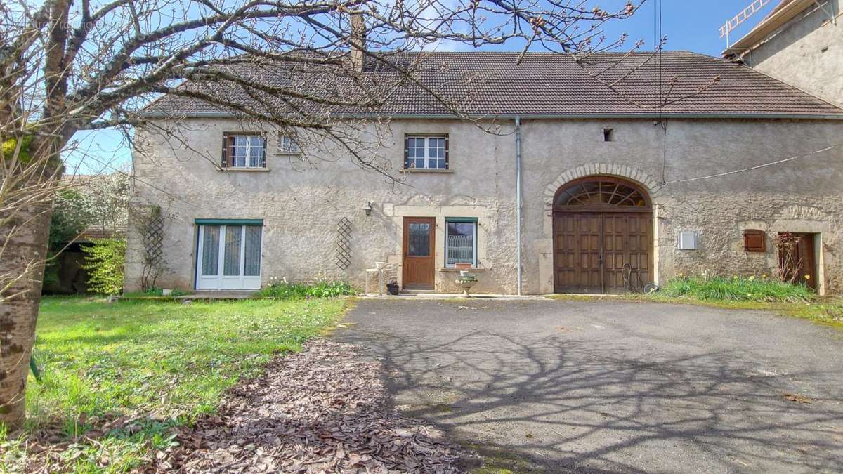 Maison à BROYE-AUBIGNEY-MONTSEUGNY