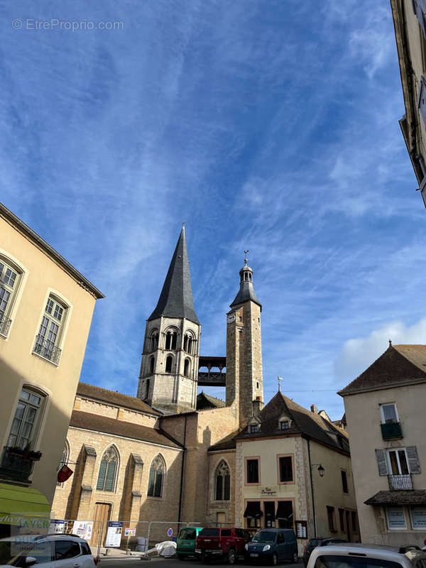 Appartement à SAINT-GENGOUX-LE-NATIONAL