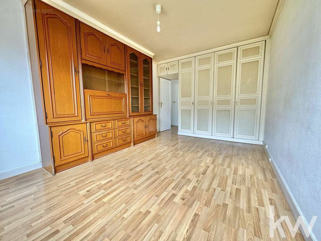 Appartement à EPINAY-SUR-SEINE