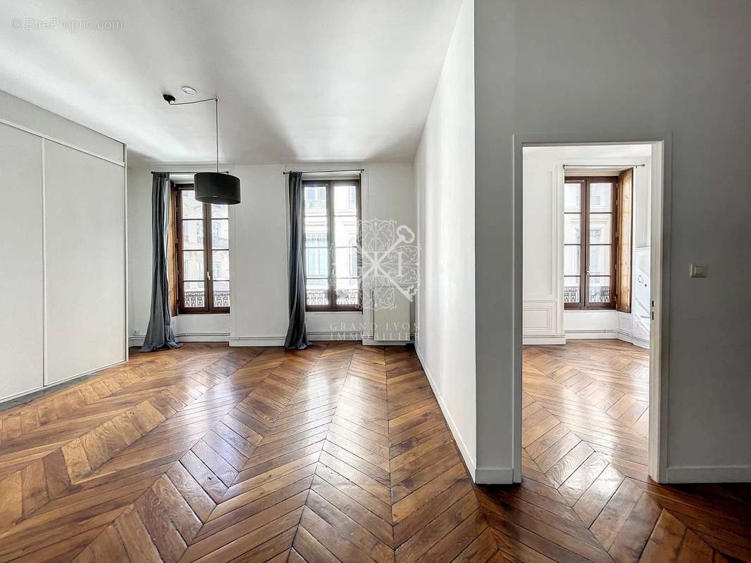 Appartement à LYON-1E