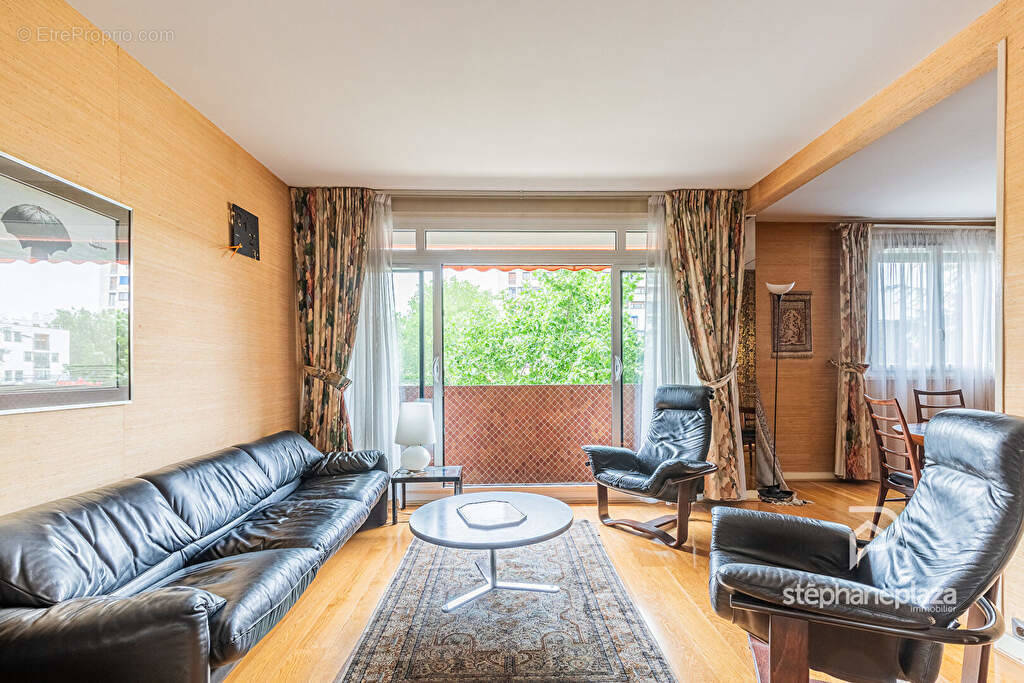 Appartement 5 pièce(s) 96 m²à vendre Bourg-la-reine