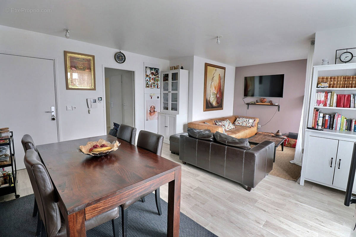 Appartement 4 pièce(s) 82 m²à vendre Eragny