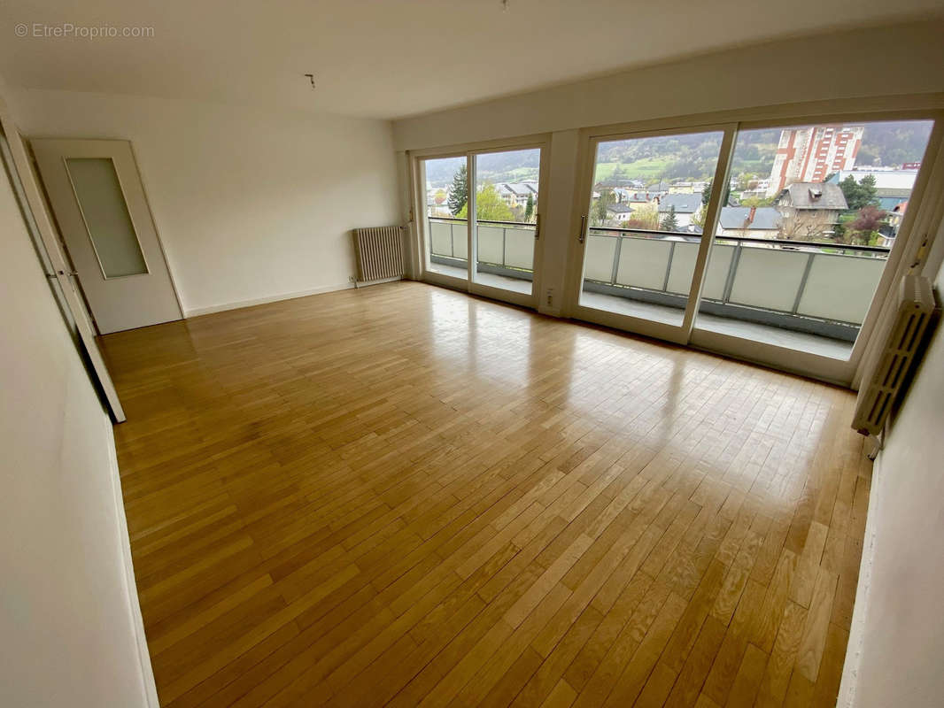 Appartement à SAINT-JEAN-DE-MAURIENNE