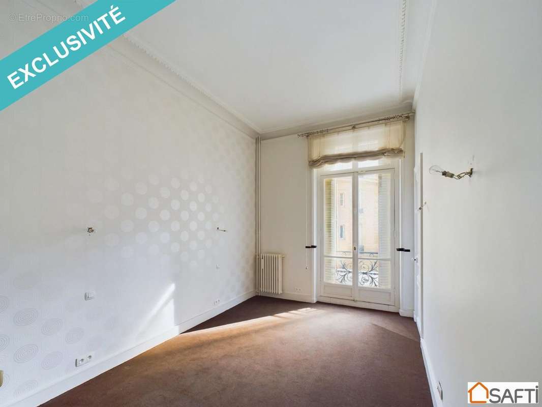 Photo 4 - Appartement à PARIS-8E