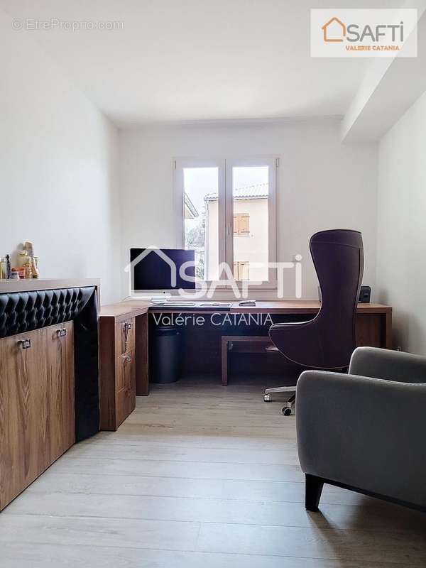 Photo 8 - Appartement à SAINT-ETIENNE-DE-SAINT-GEOIRS