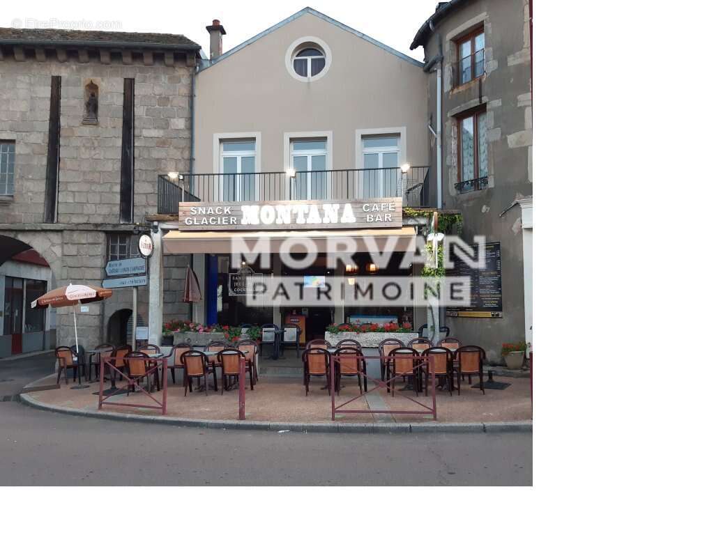 Appartement à CHATEAU-CHINON(VILLE)
