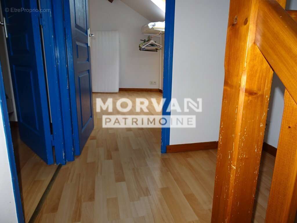 Appartement à CHATEAU-CHINON(VILLE)