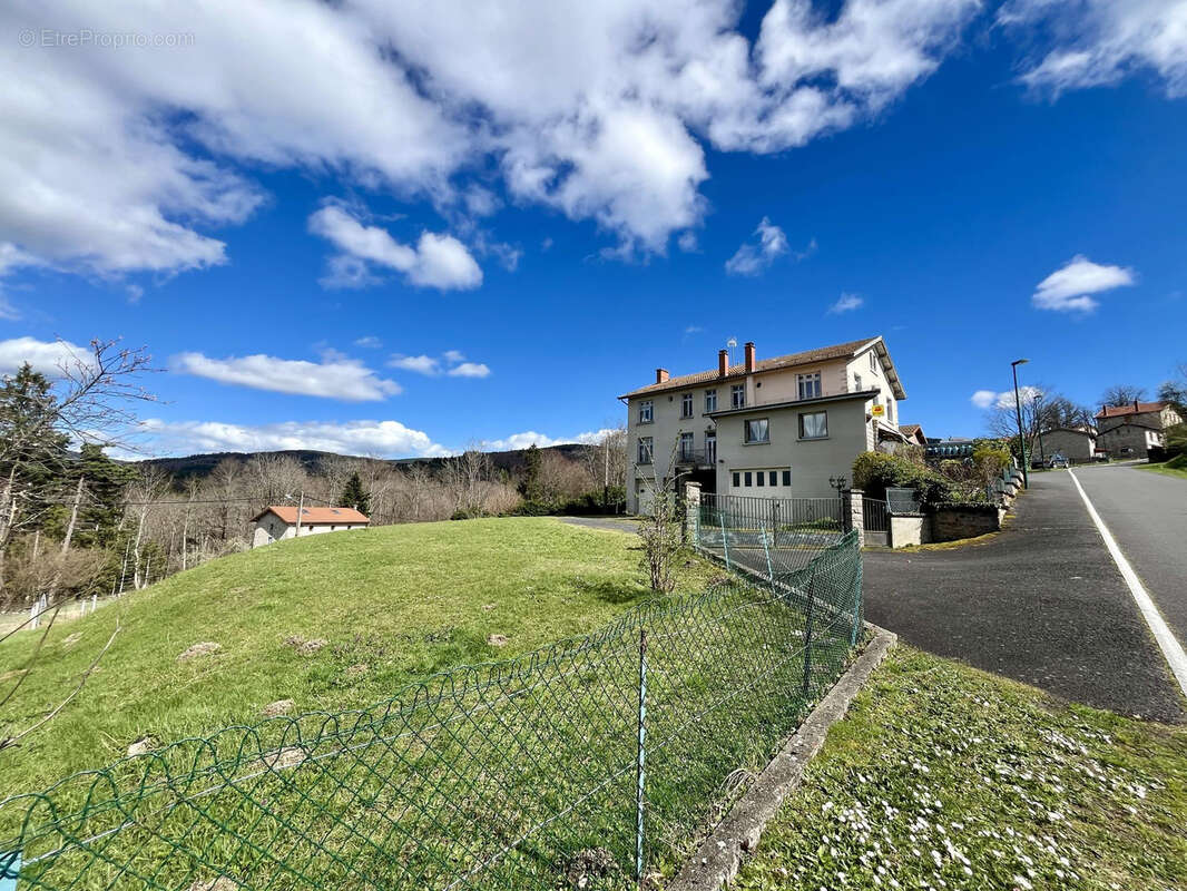 Appartement à LE BRUGERON