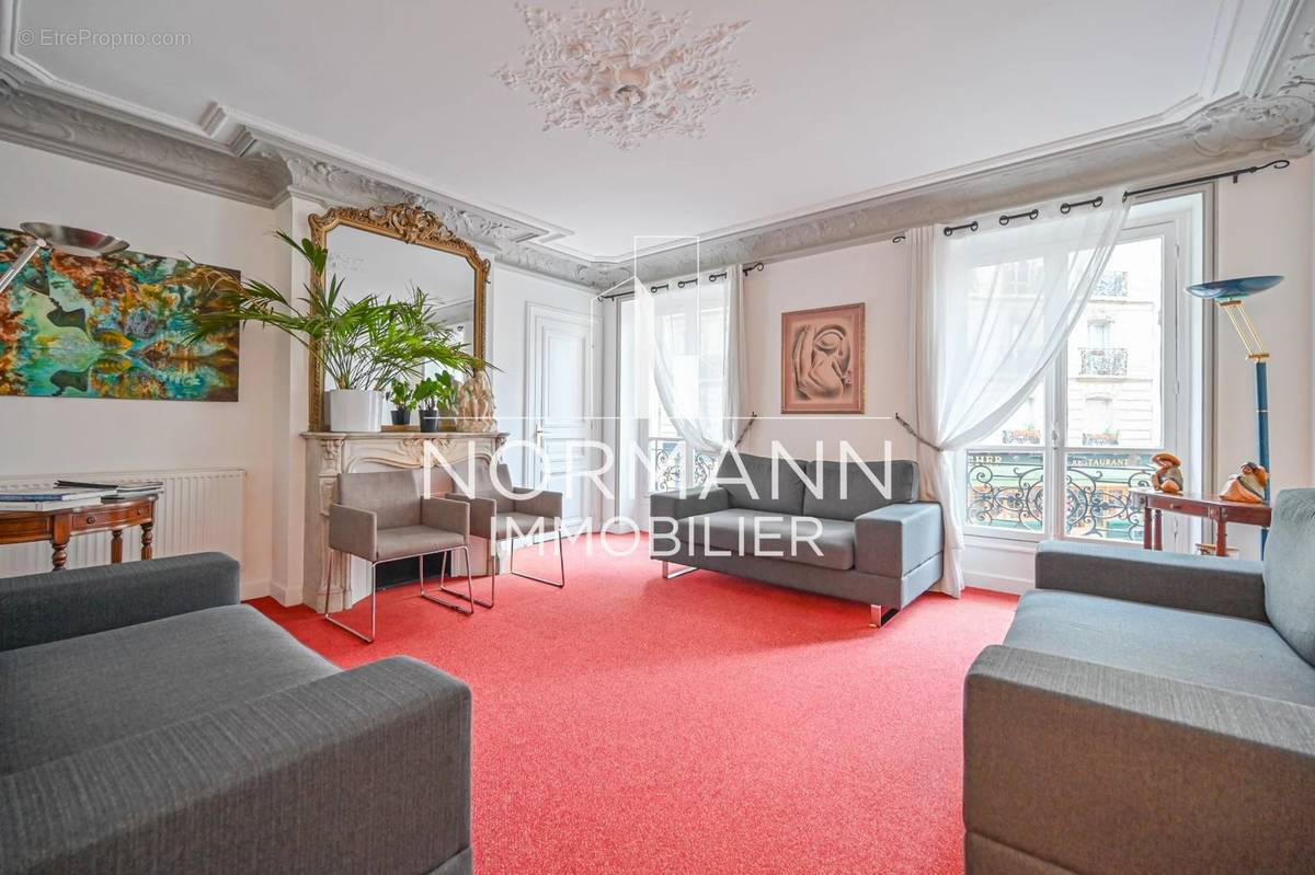 Appartement a louer paris-8e-arrondissement - 5 pièce(s) - 105 m2 - Surfyn