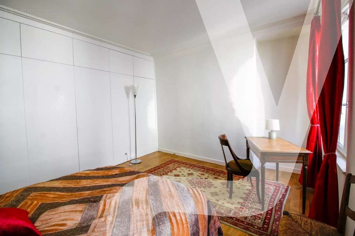 Appartement a louer paris-2e-arrondissement - 4 pièce(s) - 103 m2 - Surfyn