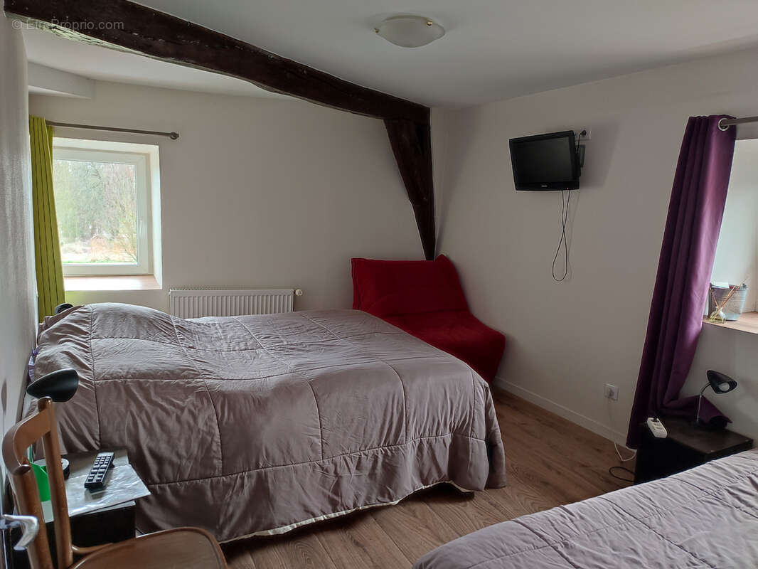 Commerce à MENETREOL-SOUS-SANCERRE