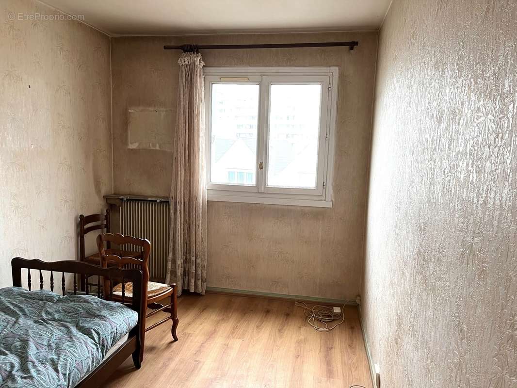 Appartement a louer villeneuve-la-garenne - 4 pièce(s) - 69 m2 - Surfyn