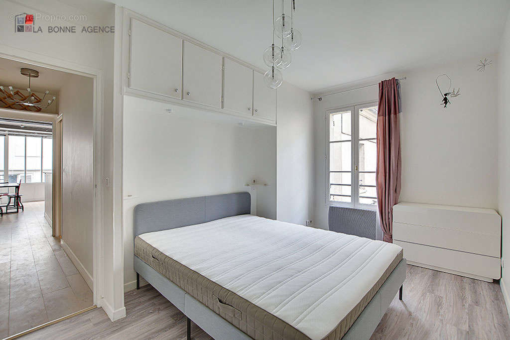 Appartement a louer paris-3e-arrondissement - 4 pièce(s) - 79 m2 - Surfyn