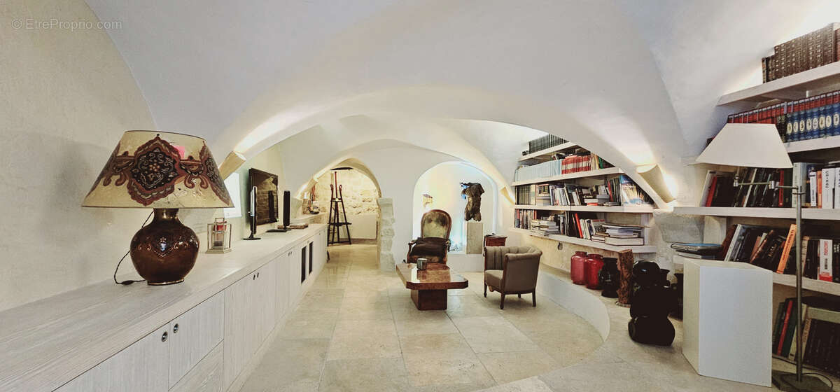 Maison à LA CADIERE-D'AZUR