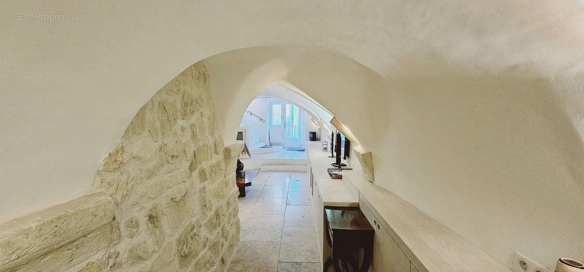 Maison à LA CADIERE-D'AZUR