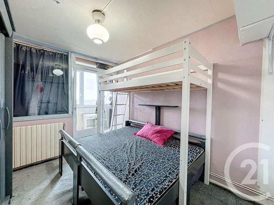 Appartement a vendre  - 3 pièce(s) - 73.17 m2 - Surfyn