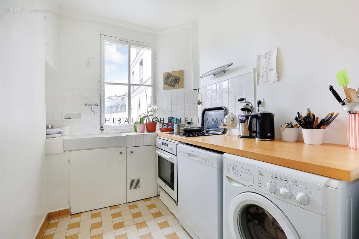Appartement a louer paris-10e-arrondissement - 4 pièce(s) - 88 m2 - Surfyn