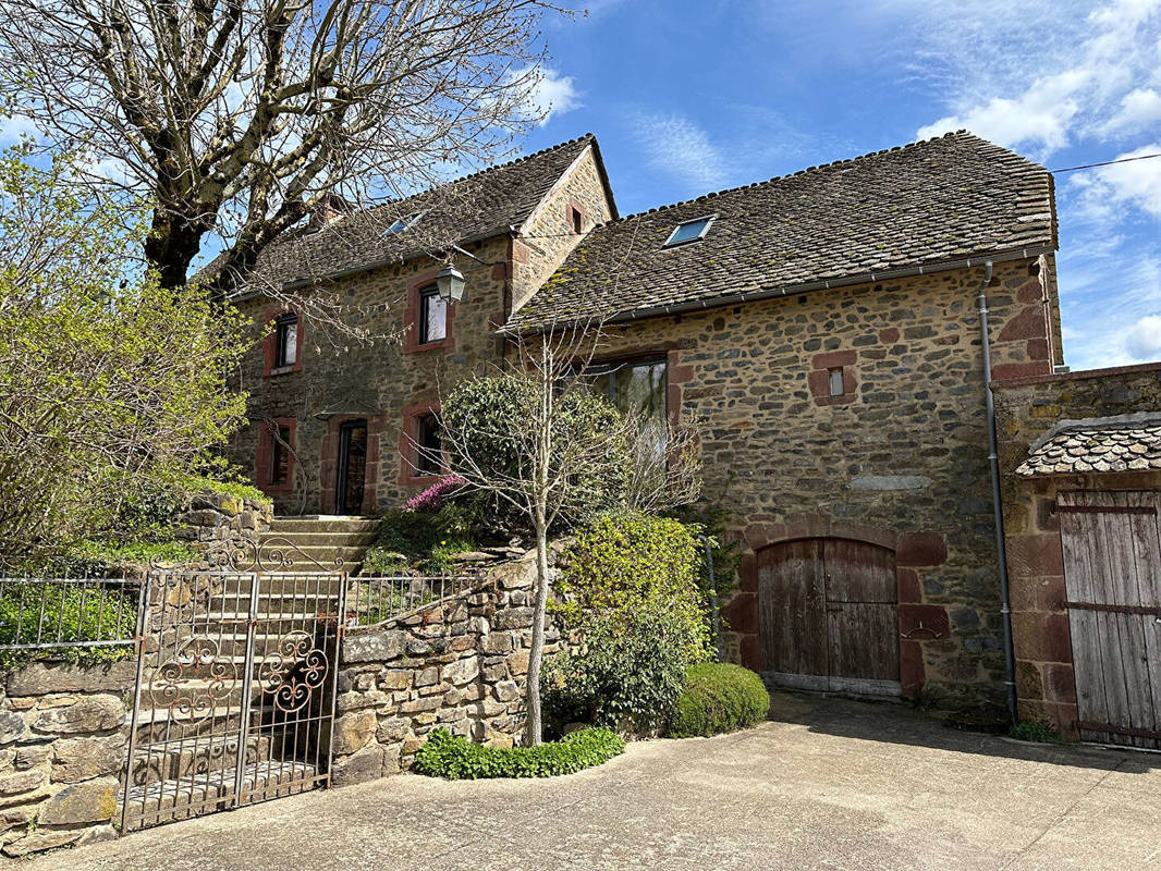Maison à SAINT-PIERRE-DE-NOGARET