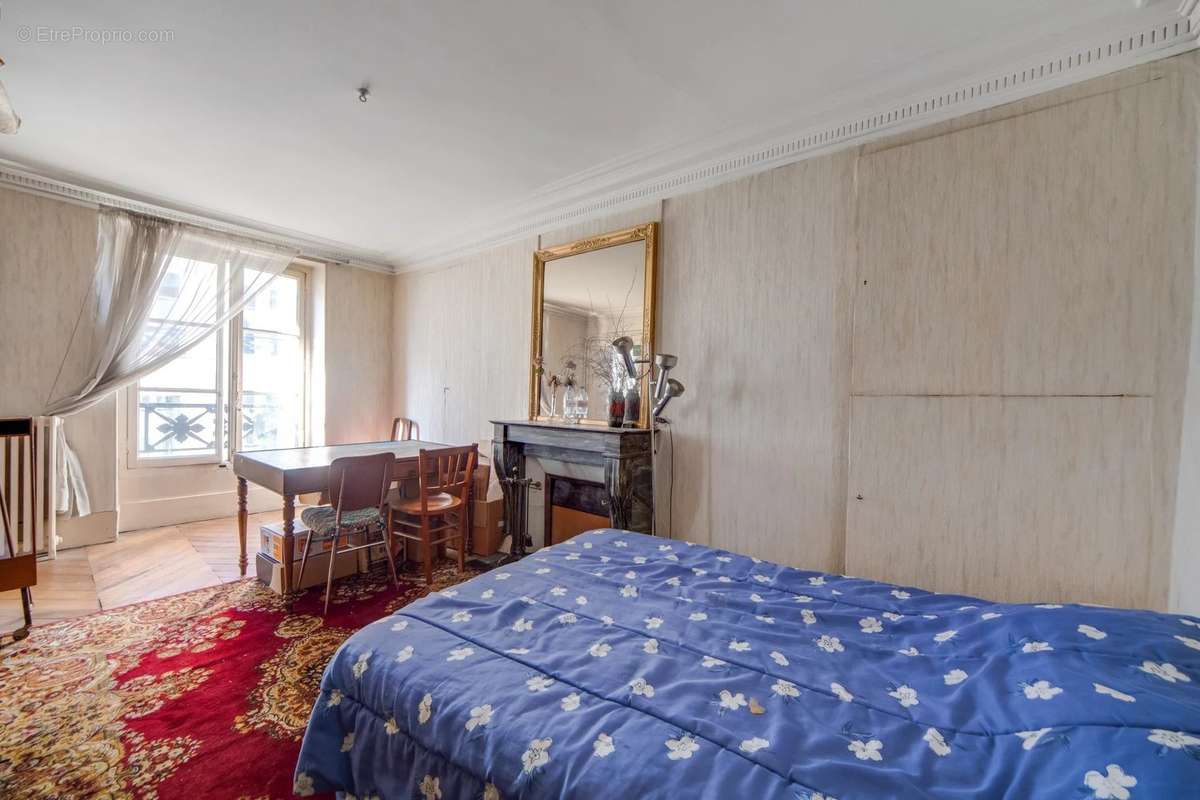 Appartement a louer paris-11e-arrondissement - 5 pièce(s) - 96 m2 - Surfyn