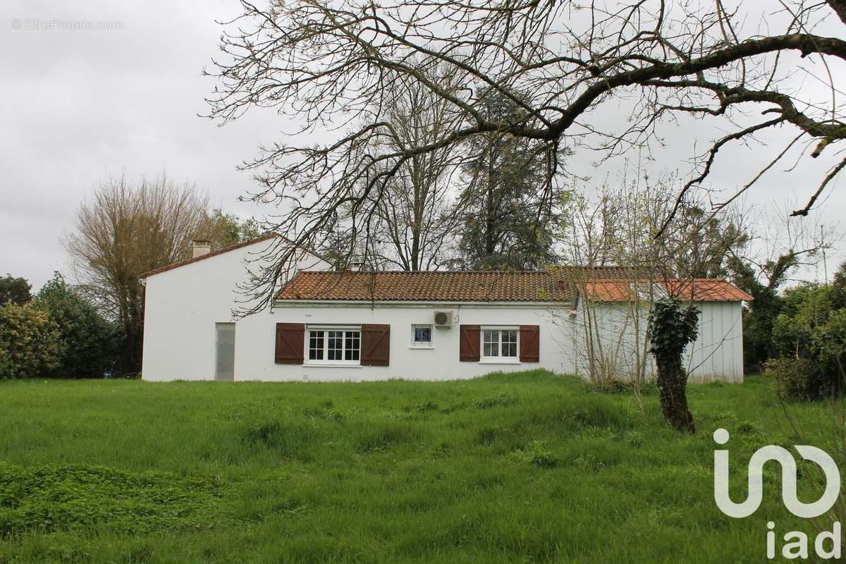 Photo 2 - Maison à MIRAMBEAU