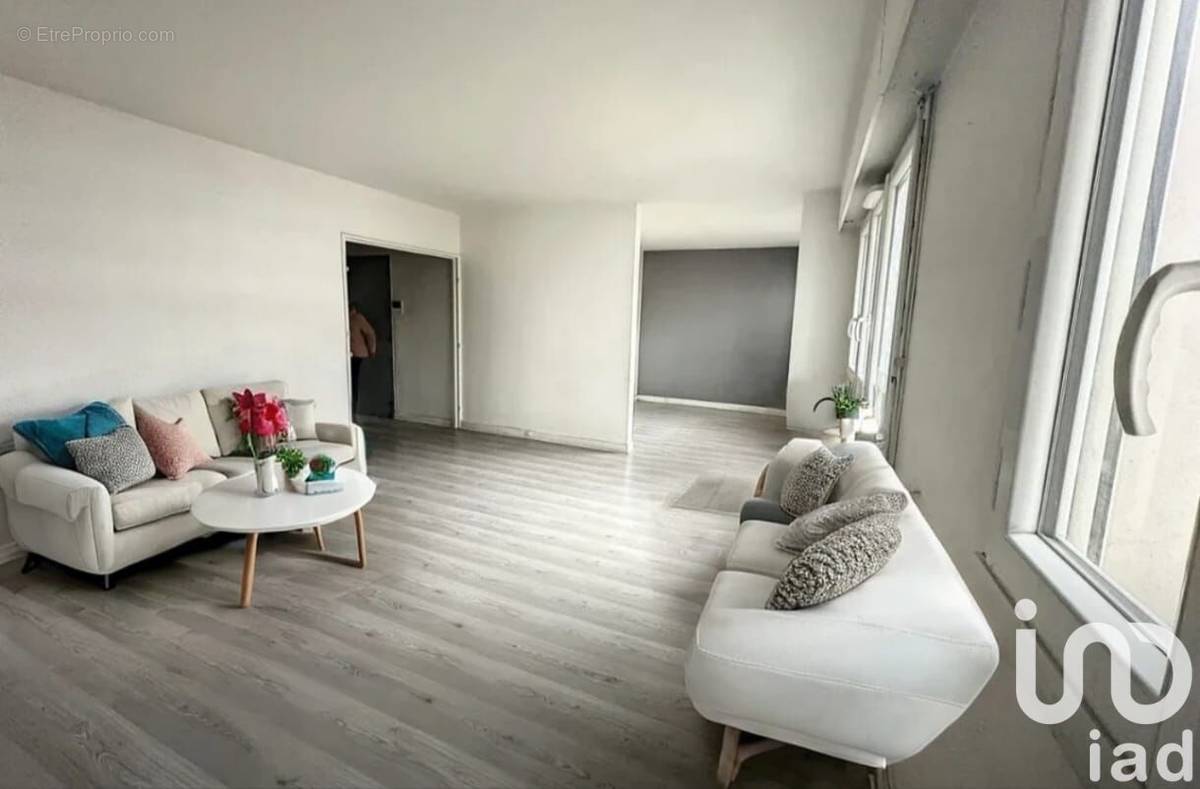 Appartement a louer sarcelles - 5 pièce(s) - 90 m2 - Surfyn