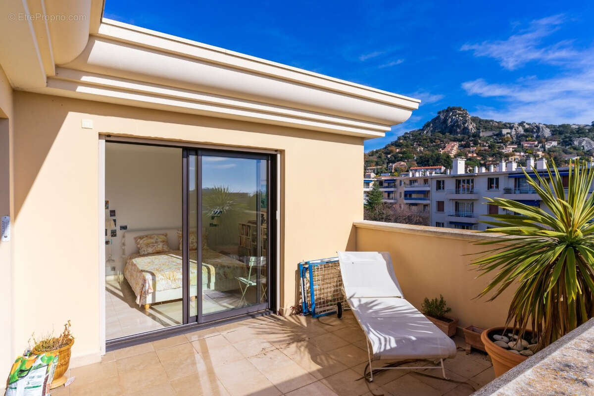 Appartement à HYERES