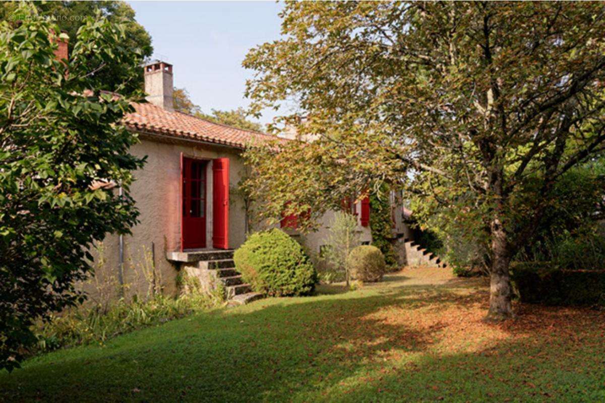 Maison à MARSAC-SUR-L&#039;ISLE