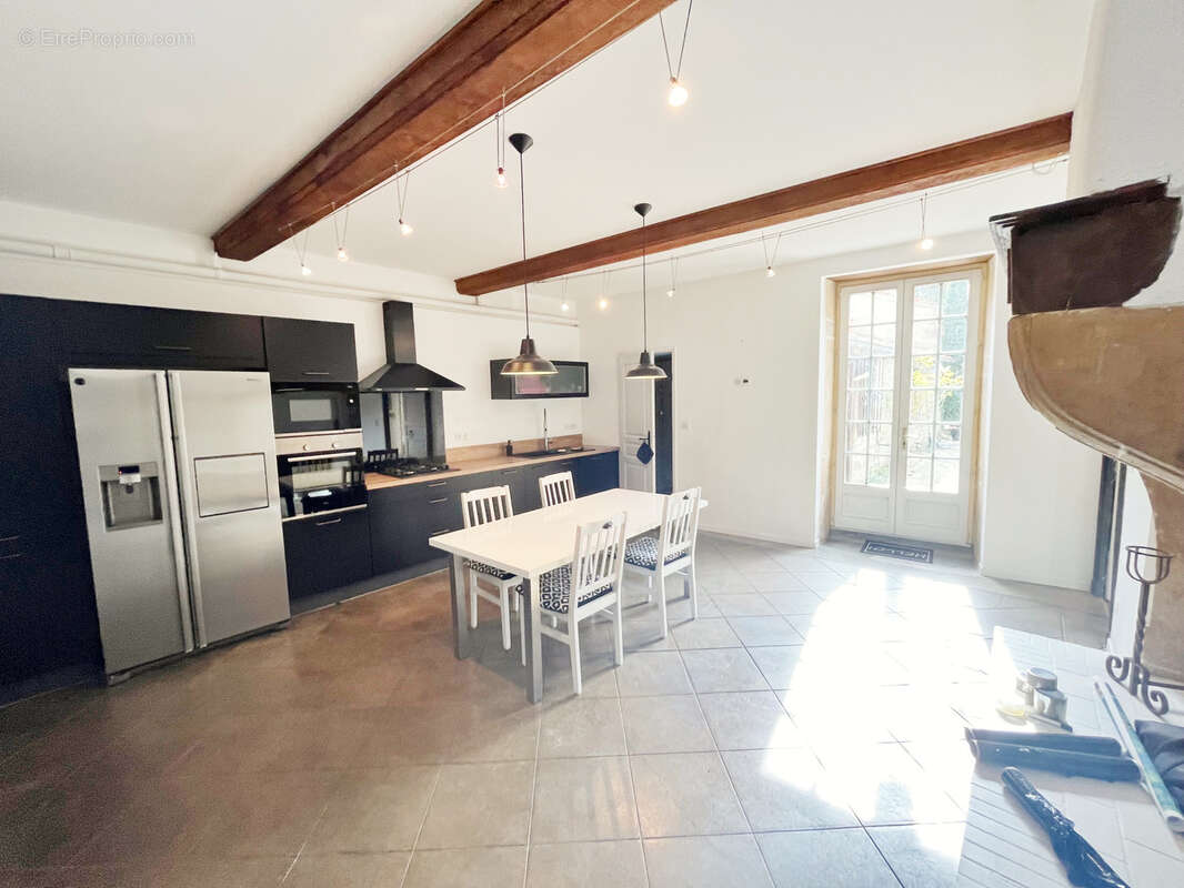 Maison à SAINT-SYMPHORIEN-DE-LAY