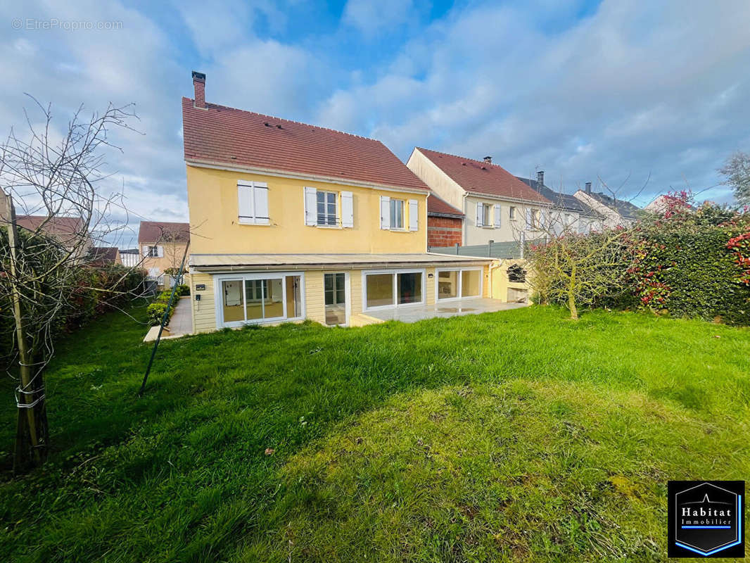 Maison à NANTEUIL-LE-HAUDOUIN