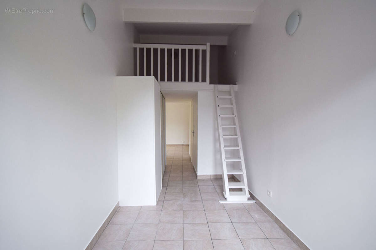 Appartement a louer houilles - 4 pièce(s) - 77 m2 - Surfyn