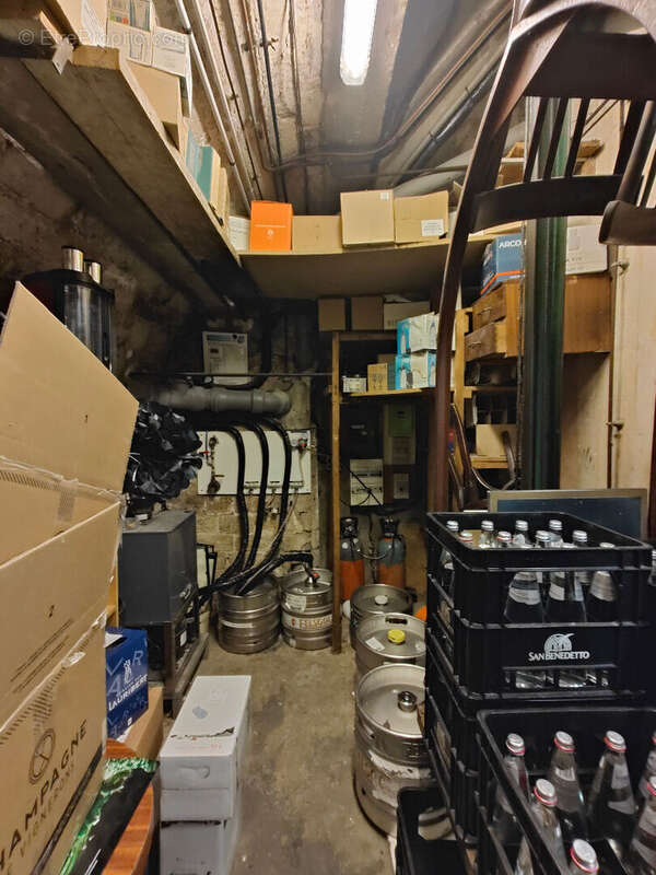 Commerce à PARIS-7E