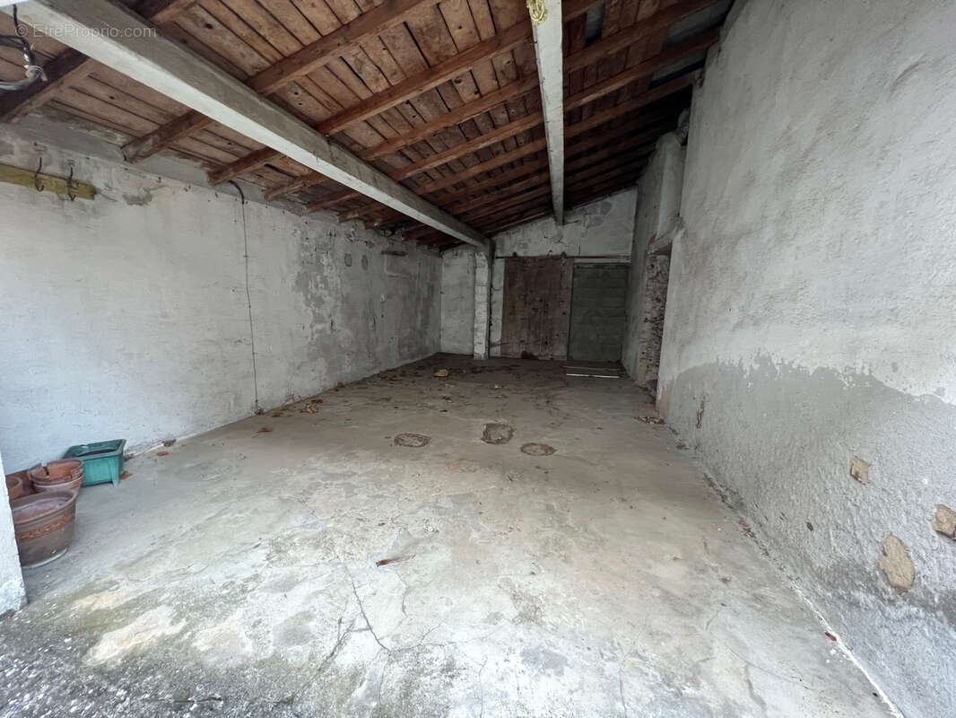 Appartement à MORNANT