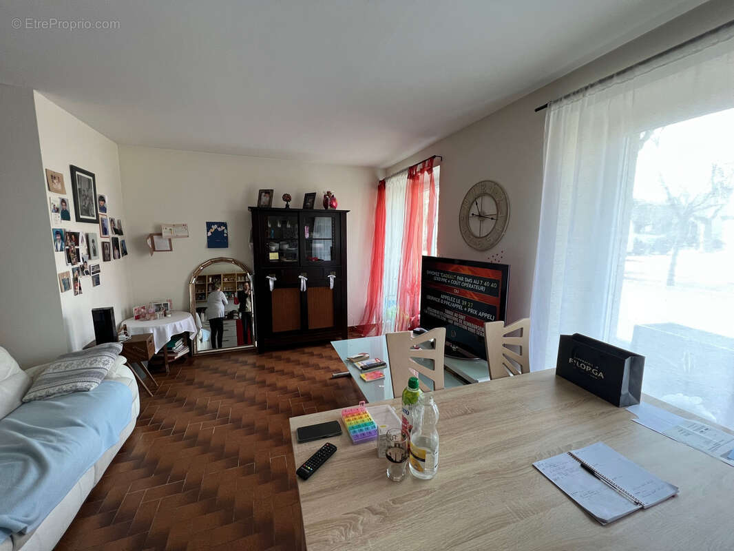 Appartement à MORNANT