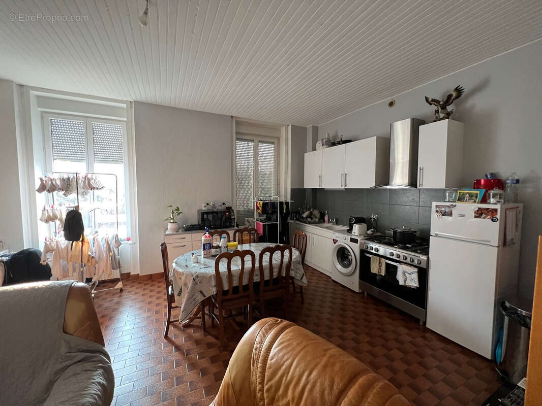 Appartement à MORNANT