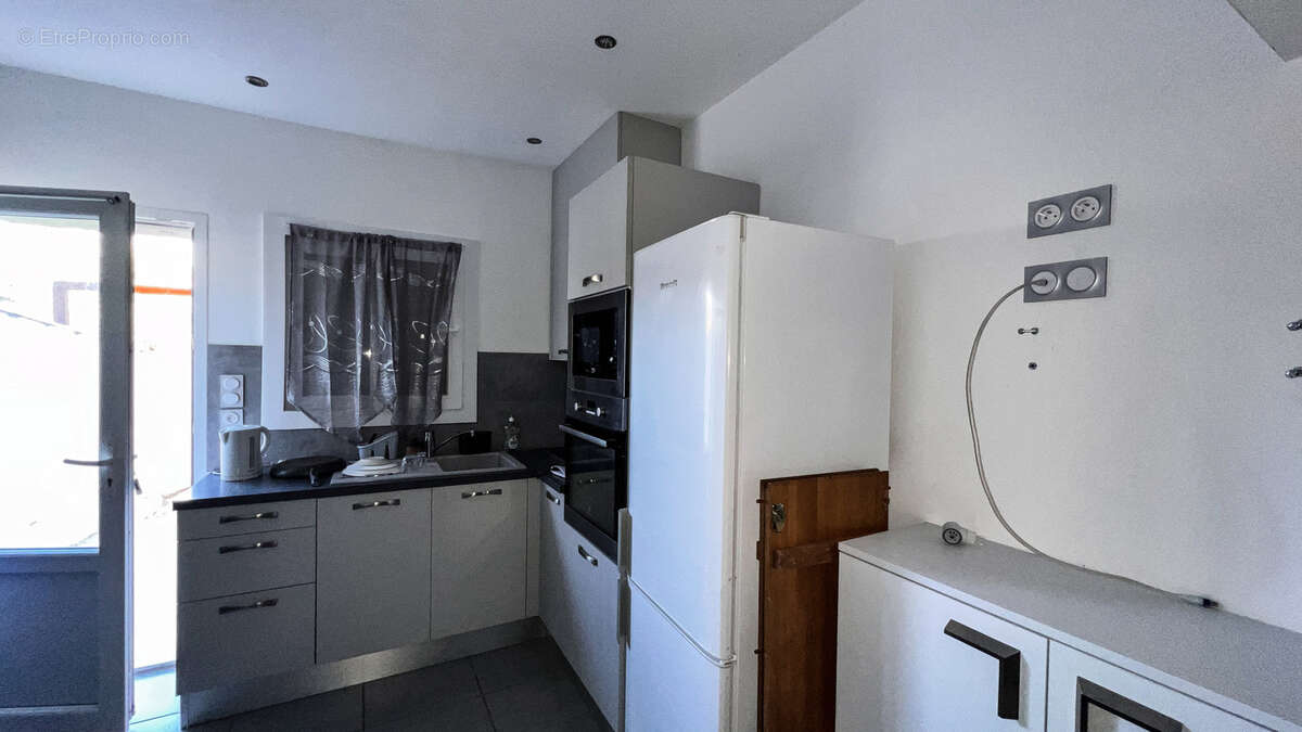 Maison à CHATEAU-ARNOUX-SAINT-AUBAN