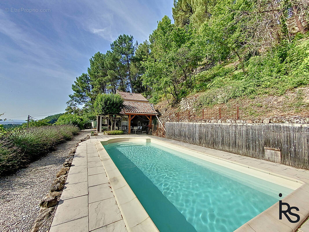 Maison à LARGENTIERE