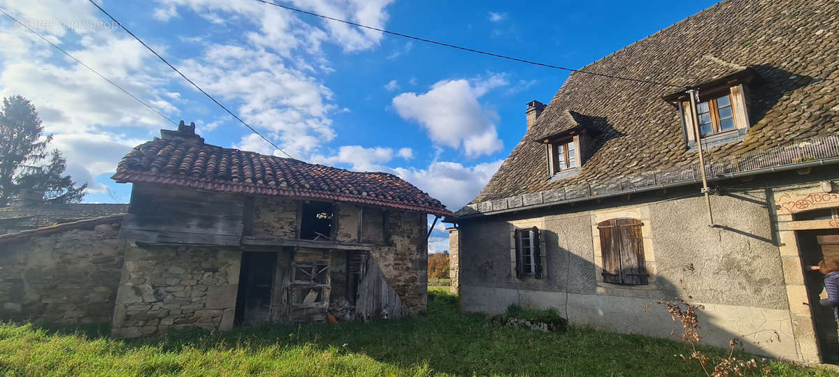 Maison à GOULLES