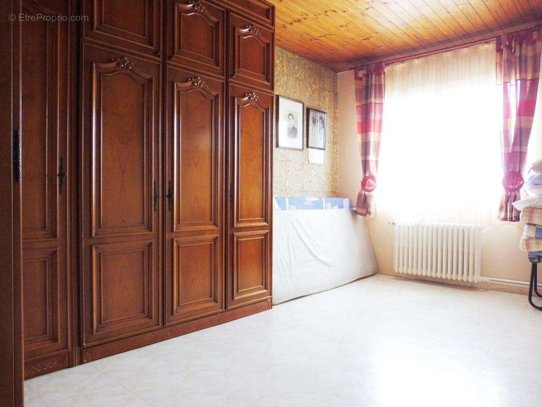 Maison a vendre  - 5 pièce(s) - 120 m2 - Surfyn
