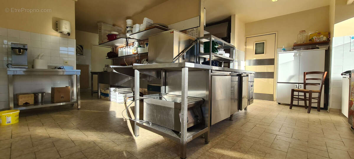 Commerce à DEVESSET