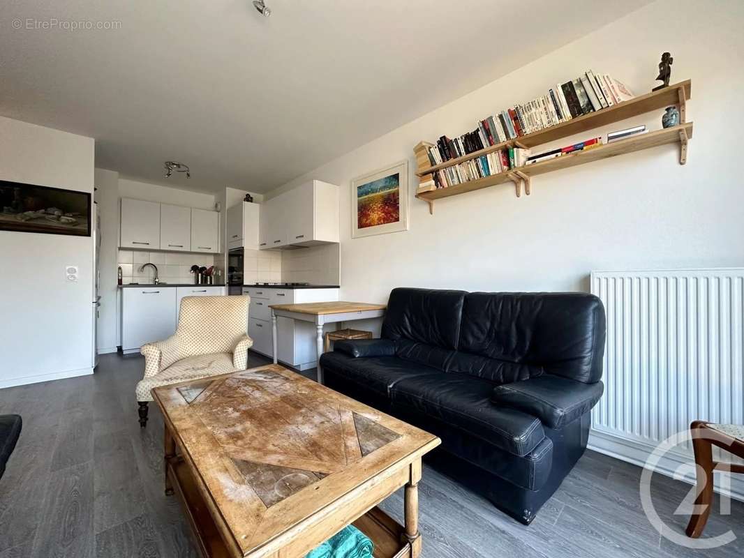 Appartement a louer jouy-le-moutier - 3 pièce(s) - 59 m2 - Surfyn