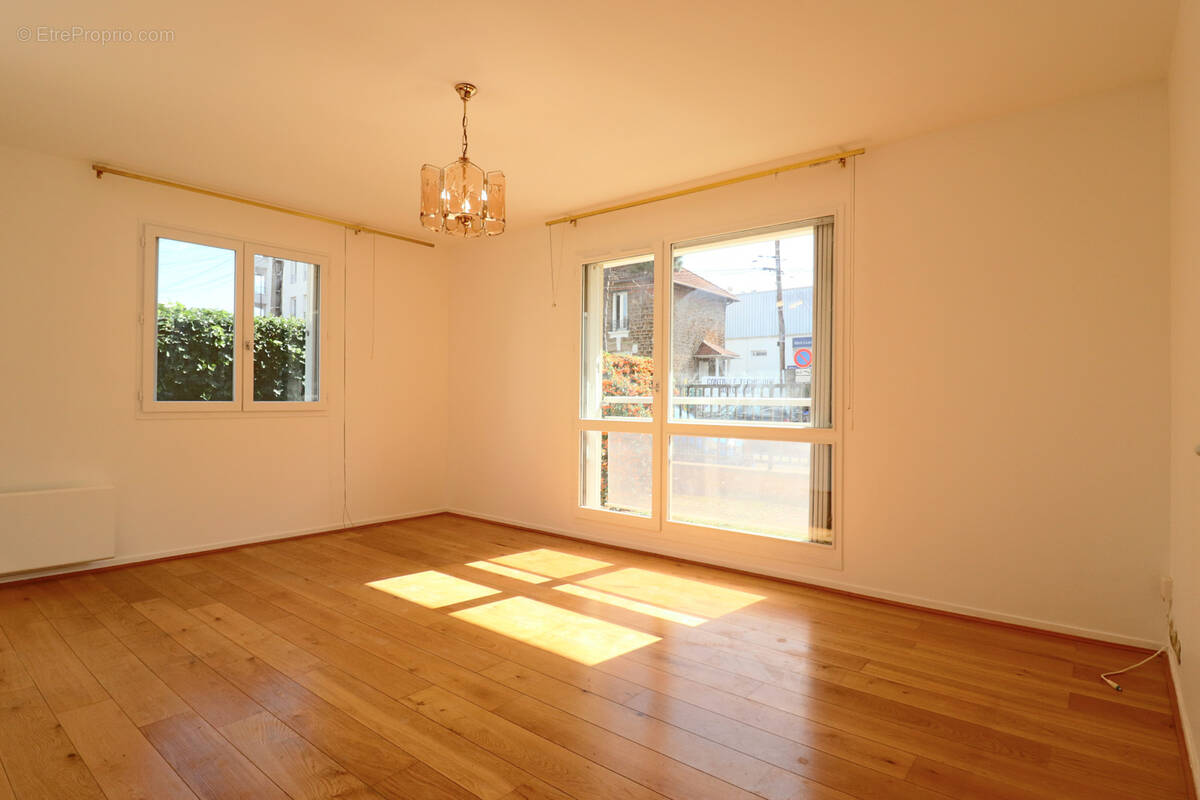 Appartement à LIVRY-GARGAN