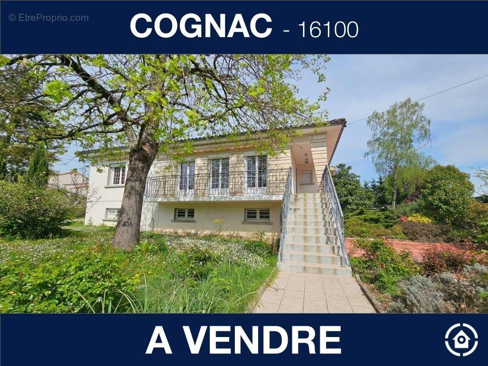 Maison à COGNAC